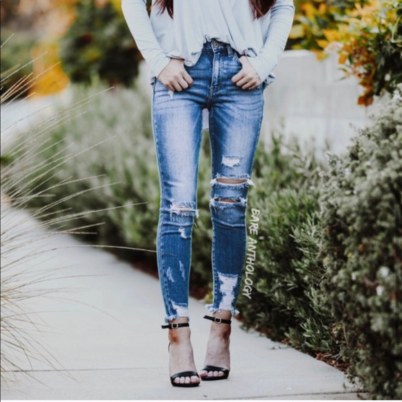 NWT KanCan distressed jeans medium wash - Picture 3 of 5